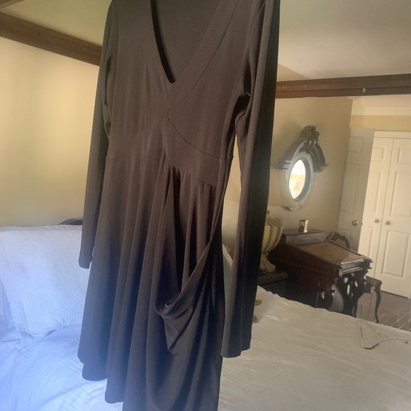 Sympli, top, Size 10, Black - Picture 1 of 4